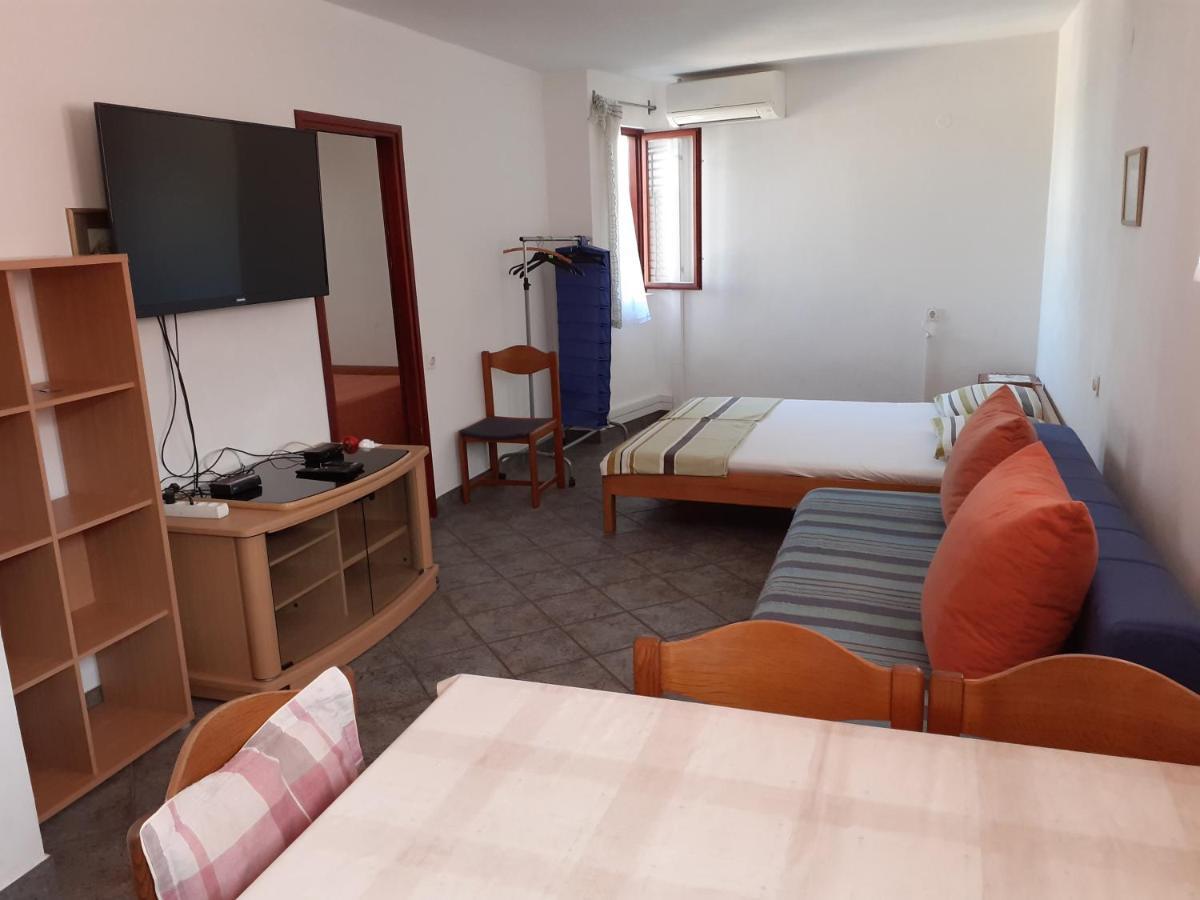 Vala Apartmani 比比涅 外观 照片